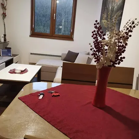 Krsic 5477399 Apartmán *